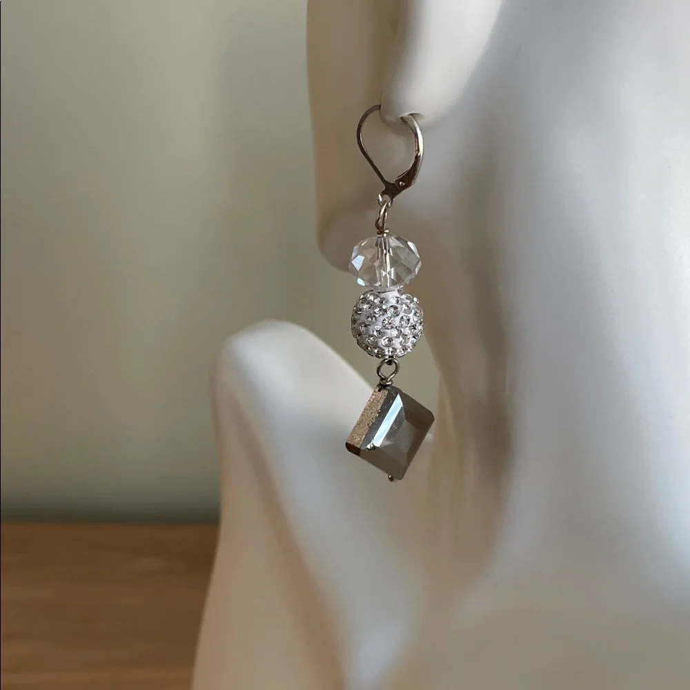 HAND CRAFTED DRAMATIC PARTY EARRINGS Purple Silver Clear Crystals